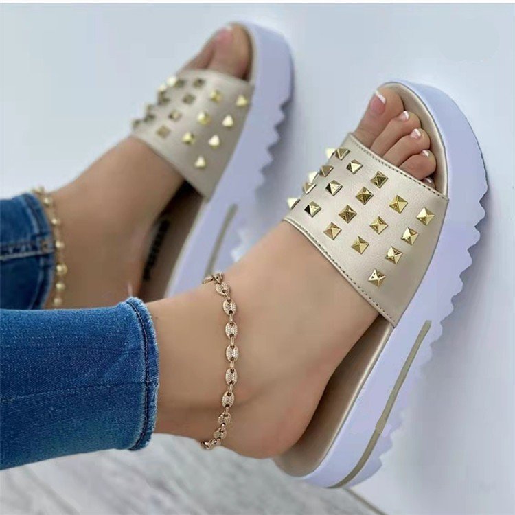 Damen nan Nieten-Pantolette mit gepolstertem Komfortfußbett und profiliertem Flatform-Absatz Echo Archiv