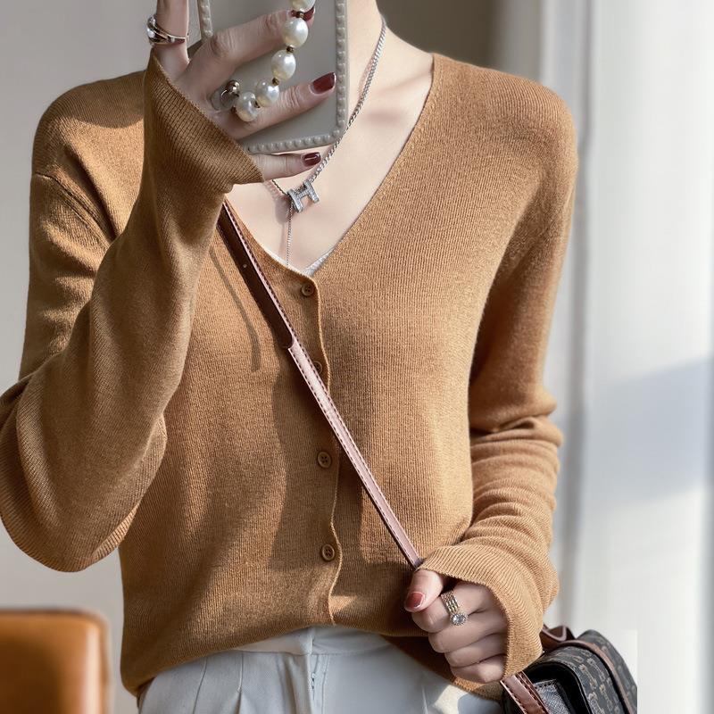 Damen Leichter V‑Ausschnitt‑Cardigan mit kastiger Silhouette und Kaschmir‑Optik Echoarchiv