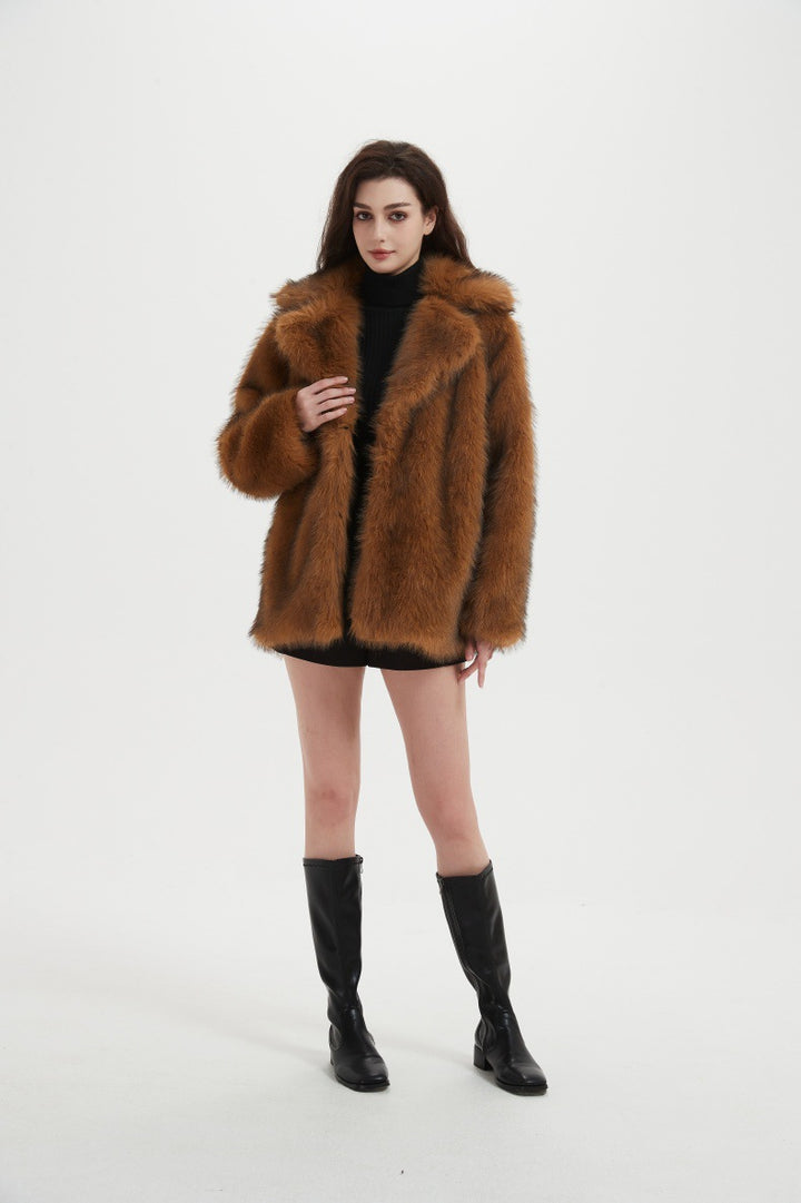 Damen Kurzer luxuriöser Kunstpelzmantel mit voluminösem Schalkragen und Boxy‑Silhouette Echo Archiv