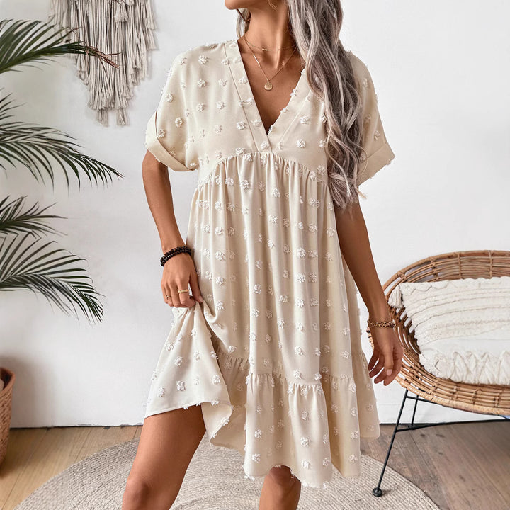 Damen Verspieltes Sommerkleid mit V-Ausschnitt und Rüschensaum Echo Archiv
