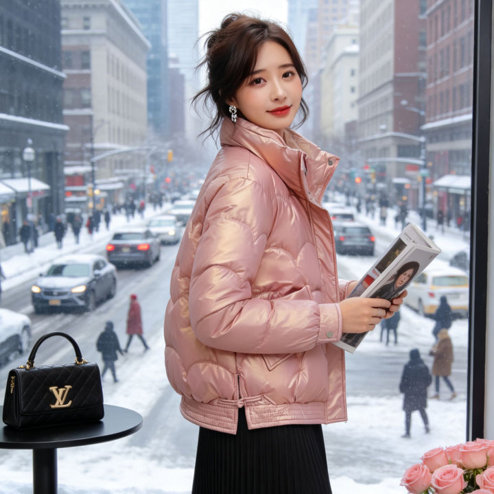 Damen Glänzende Steppjacke mit hohem Kragen Echoarchiv