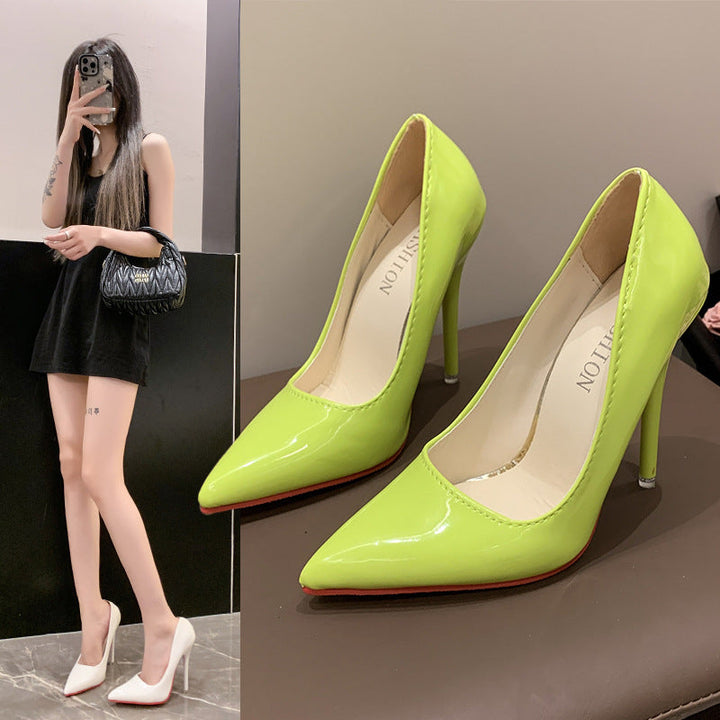 Damen Klassische High Heels mit spitz zulaufendem Design und hochglänzender Oberfläche Echoarchiv