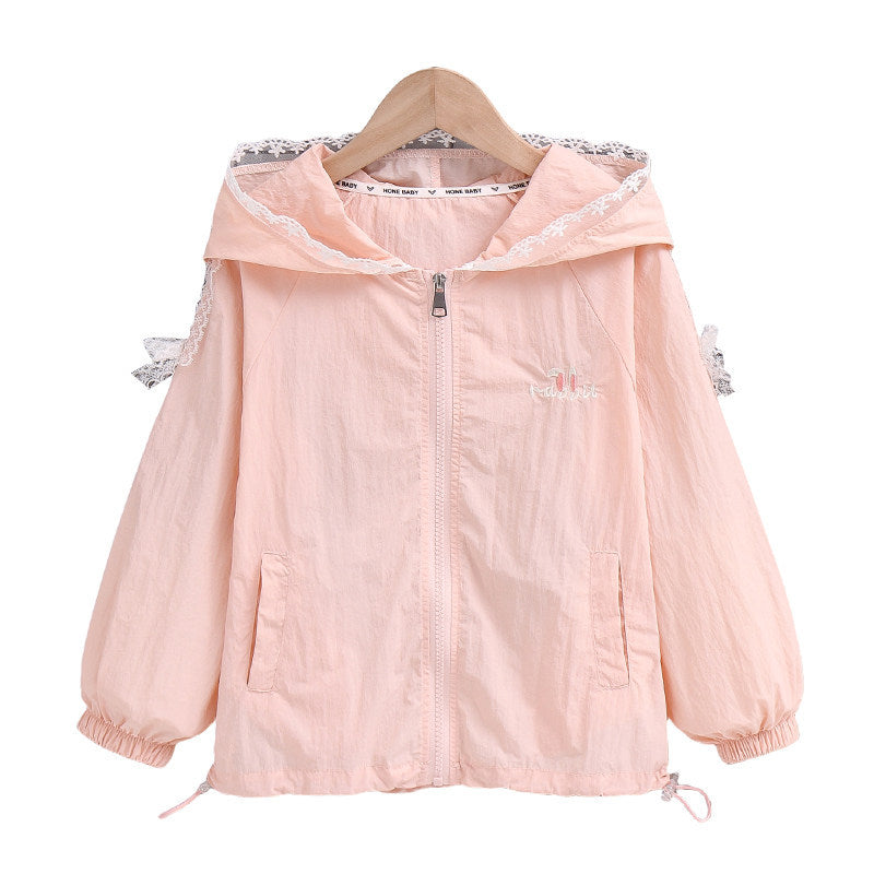 Damen nan leichte Kapuzenjacke mit Spitzenbesatz und niedlicher Stickerei Echo Archiv