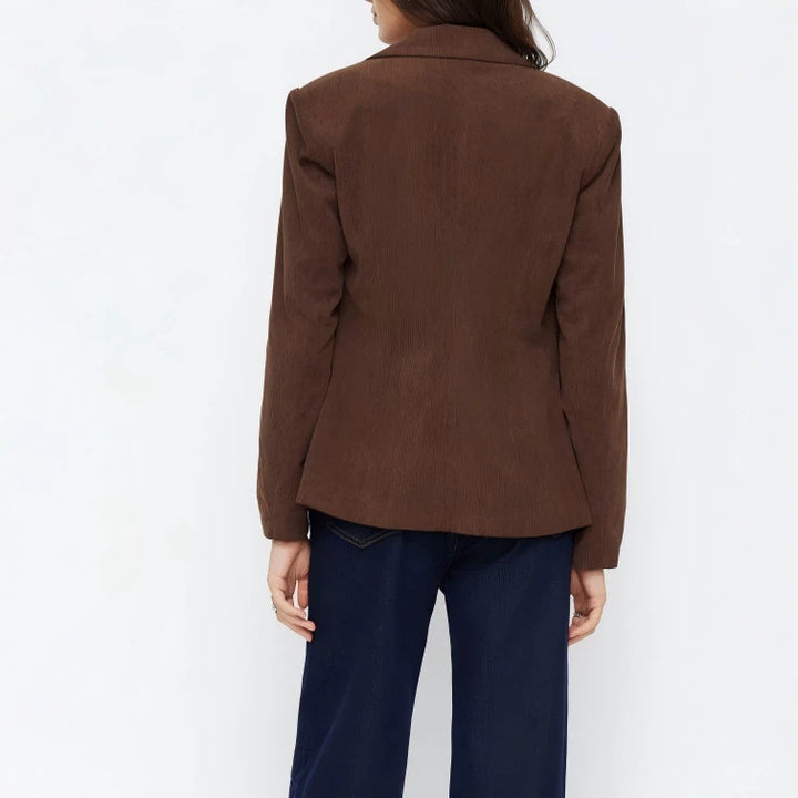 Damen Kord-Blazer mit schmaler Silhouette, schmalem Revers und Pattentaschen – Valéne