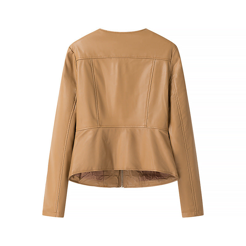 Damen leichte vegane Lederjacke mit Rundhalsausschnitt, tailliertem Schnitt und durchgehendem Reißverschluss – Velloura