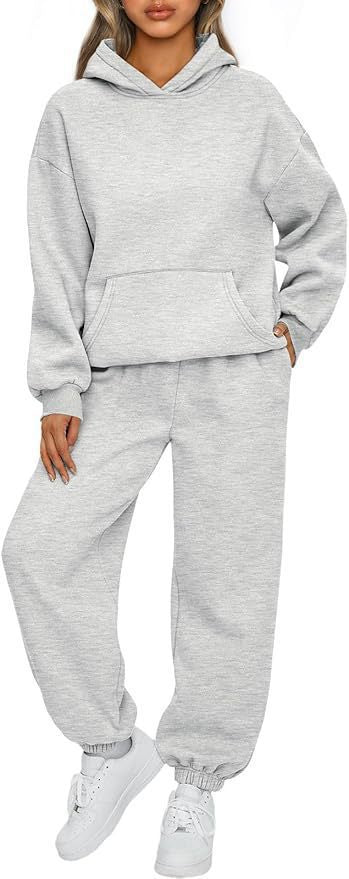 Damen nan luxuriöses Oversize-Loungewear-Set Kapuzenpullover mit Kängurutasche und weit geschnittene Jogginghose mit elastischen Knöchelabschlüssen Echo Archiv
