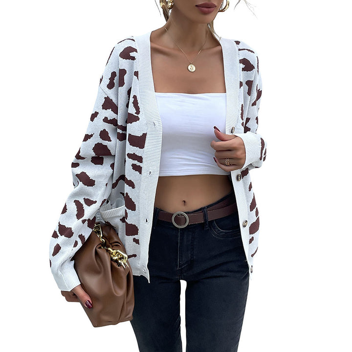 Damen Kurzgeschnittener V‑Ausschnitt Strickcardigan mit Animal‑Jacquard und Eingrifftaschen Echoarchiv