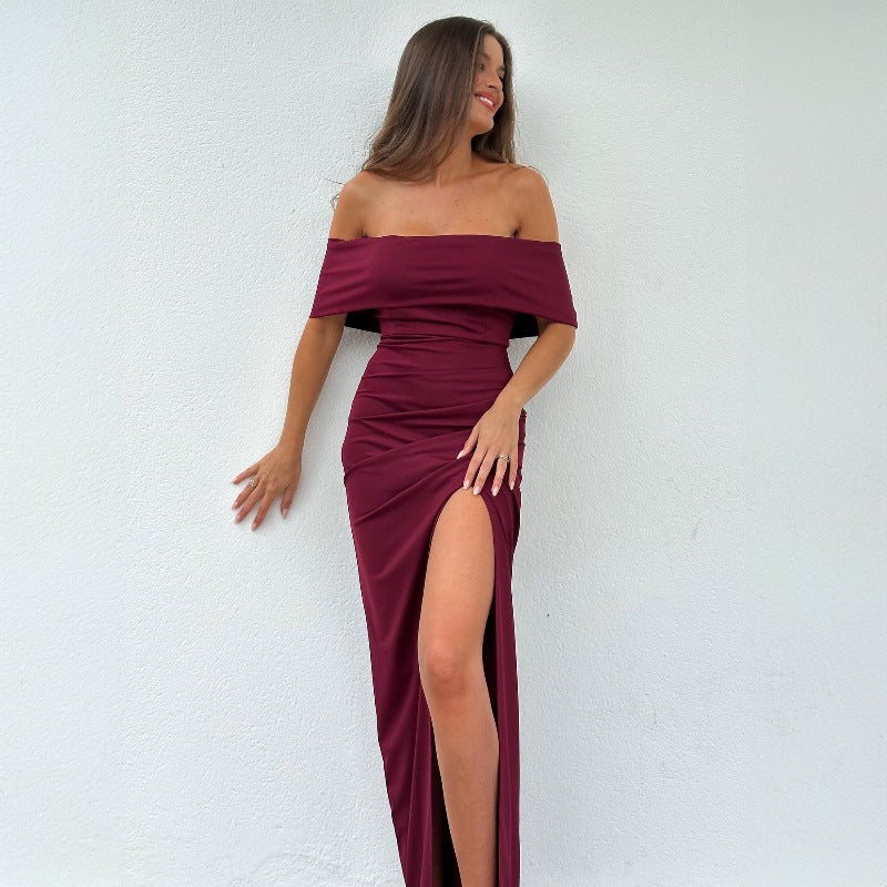 Damen Off-Shoulder Kleid mit figurformendem Schnitt und hohem Schlitz Echo Archiv