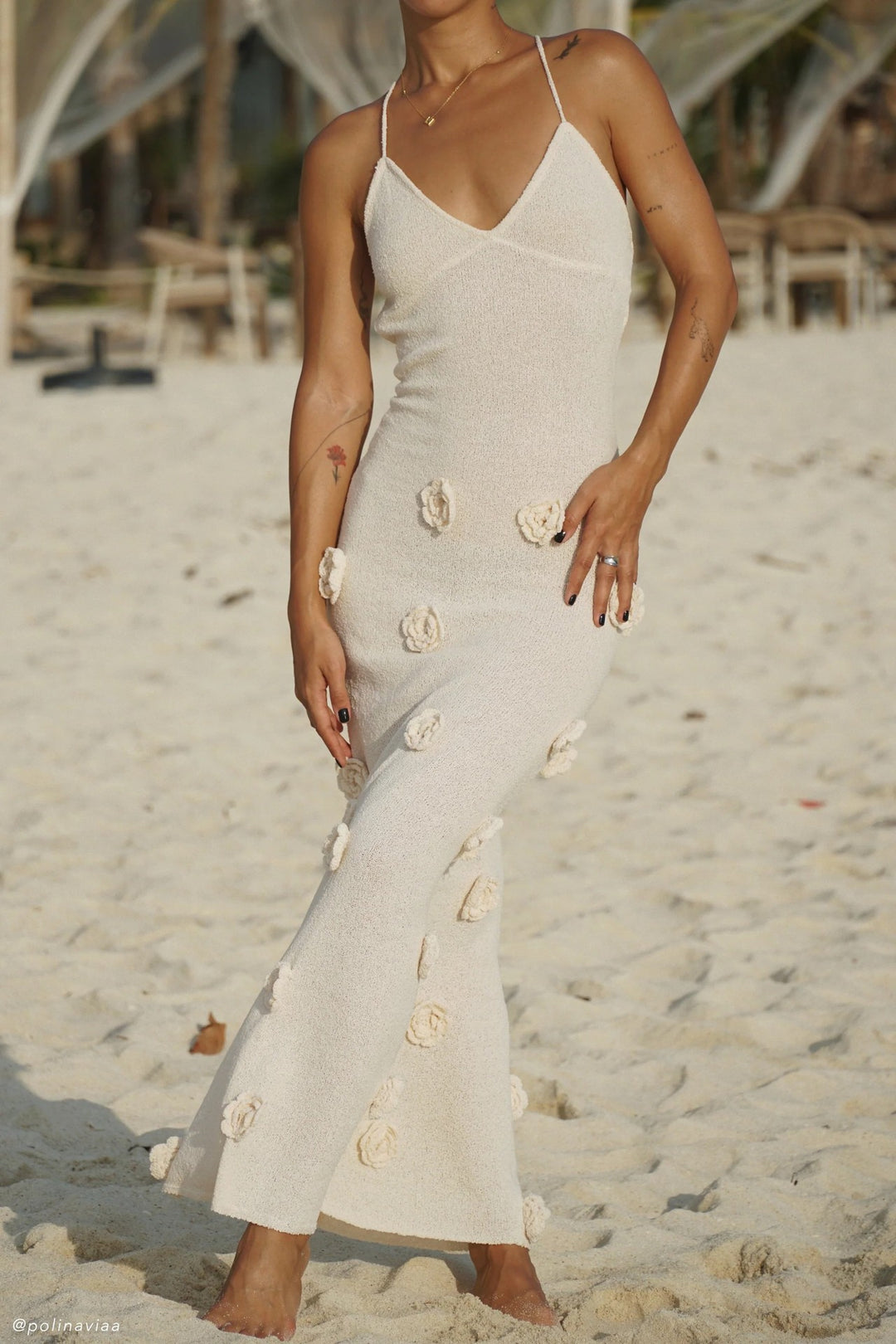 Damen elegantes glitzerndes Maxikleid mit floralen Applikationen Echo Archiv