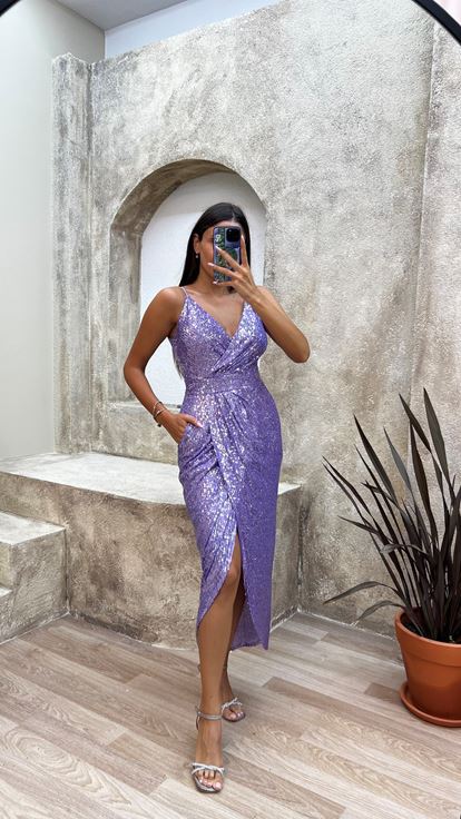 Damen Glitzerndes Maxikleid mit seitlichem Schlitz und schimmerndem Obermaterial Echo Archiv