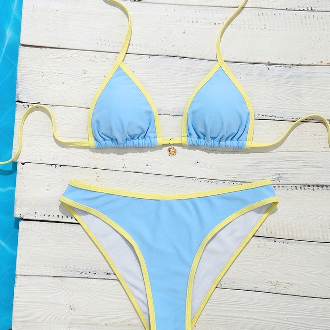 Damen Triangel-Bikini mit eleganten Kontrastdetails Echo Archiv