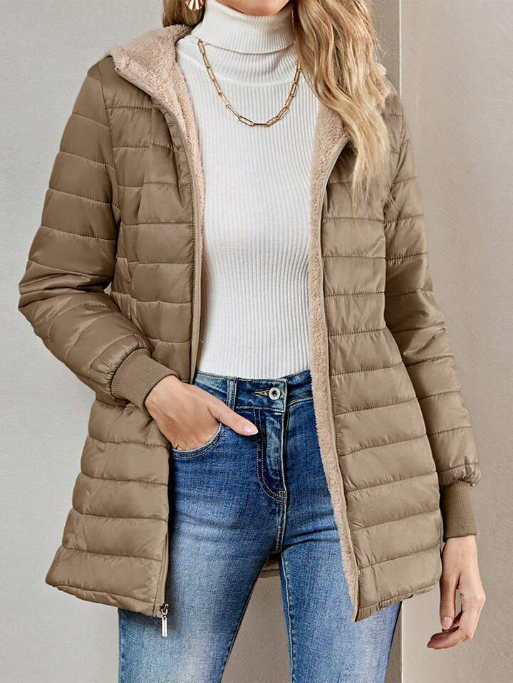 Damen Gefütterte Steppjacke mit Kapuze und Teddyfutter – Avérine