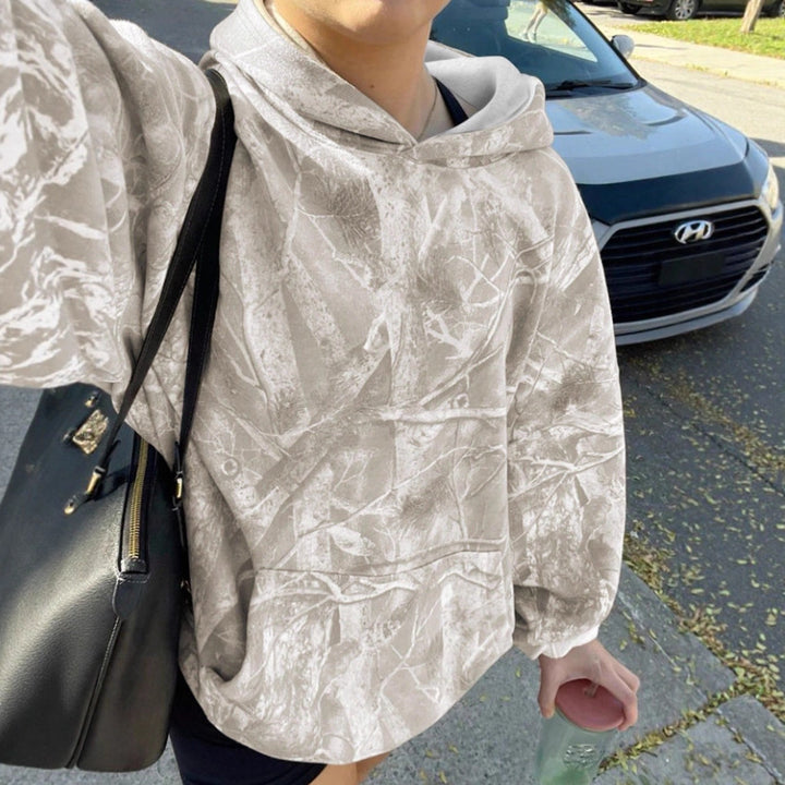 Damen Oversize Kapuzenpullover mit Naturmuster und Kängurutasche Echoarchiv