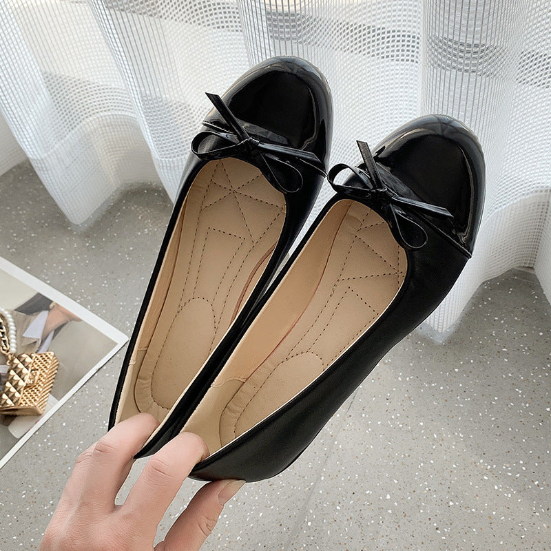 Damen verführerische Ballerina-Pumps mit Lackkappenvorderteil und gepolsterter Komfortsohle – Lioré