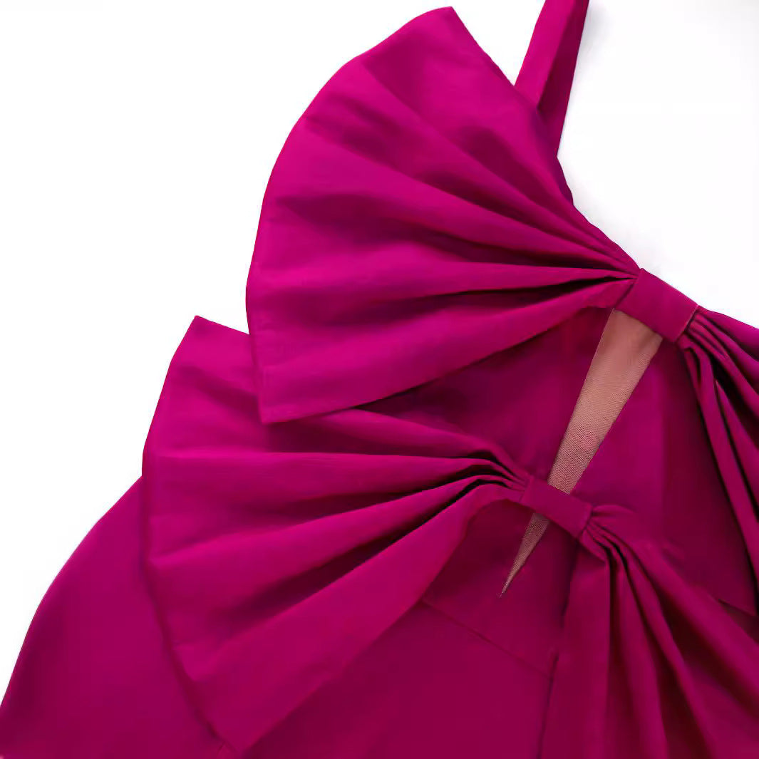 Damen figurbetontes Kleid mit voluminösen Schleifen Echo Archiv