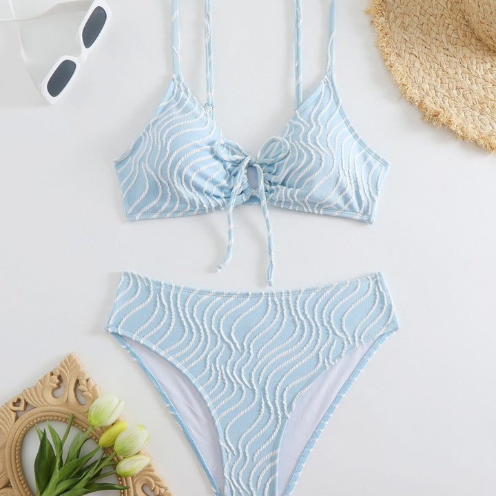 Damen Triangelbikini mit verspieltem Wellenmuster und verstellbarem Oberteil Echo Archiv