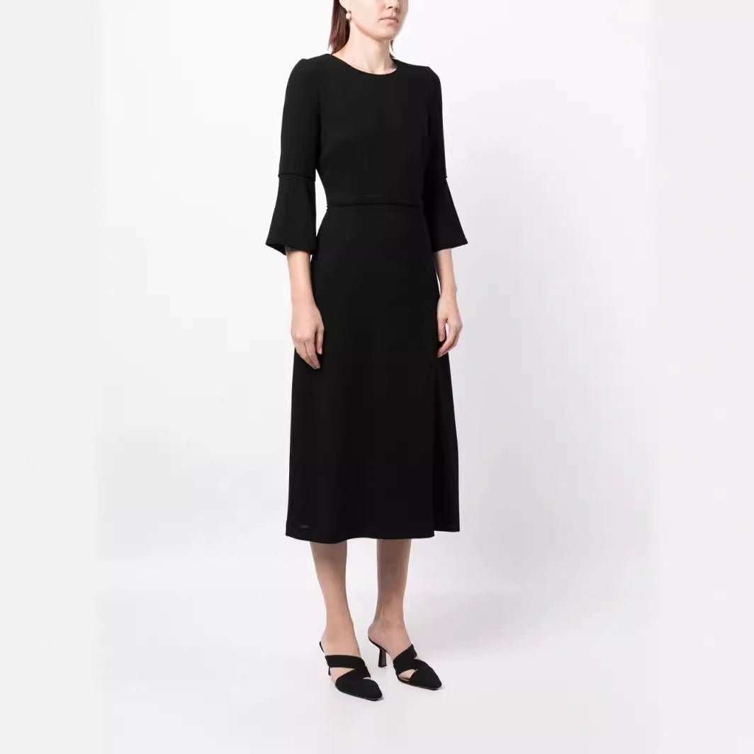 Damen Midikleid mit taillierter Silhouette und Trompetenärmeln Echoarchiv