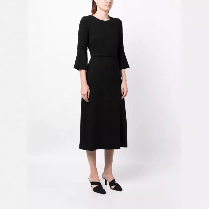 Damen Midikleid mit taillierter Silhouette und Trompetenärmeln Echoarchiv