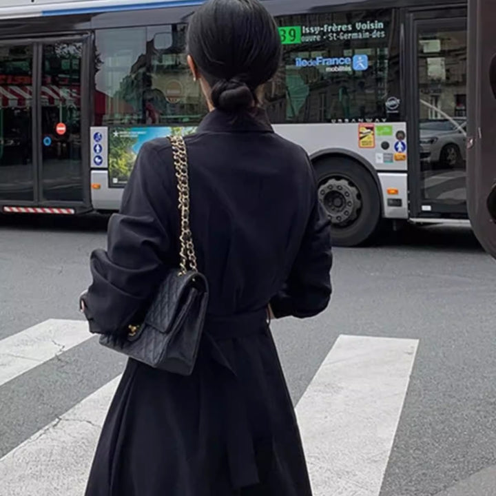 Damen Modernes Hemdblusen-Maxikleid mit taillierendem Stoffgürtel und weitem Tellerrock Echoarchiv