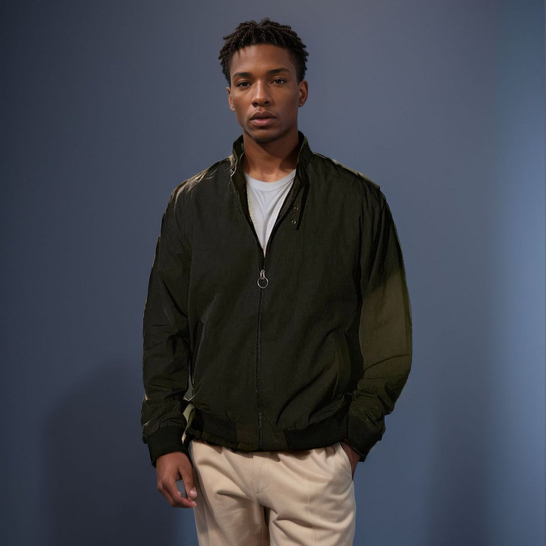Herren vielseitige Übergangsjacke mit praktischen Taschen und modernem Stehkragen Echoarchiv