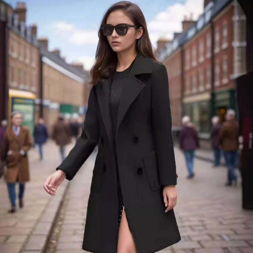 Damen eleganter Wollmantel mit doppelter Knopfreihe und praktischen Taschen Echoarchiv