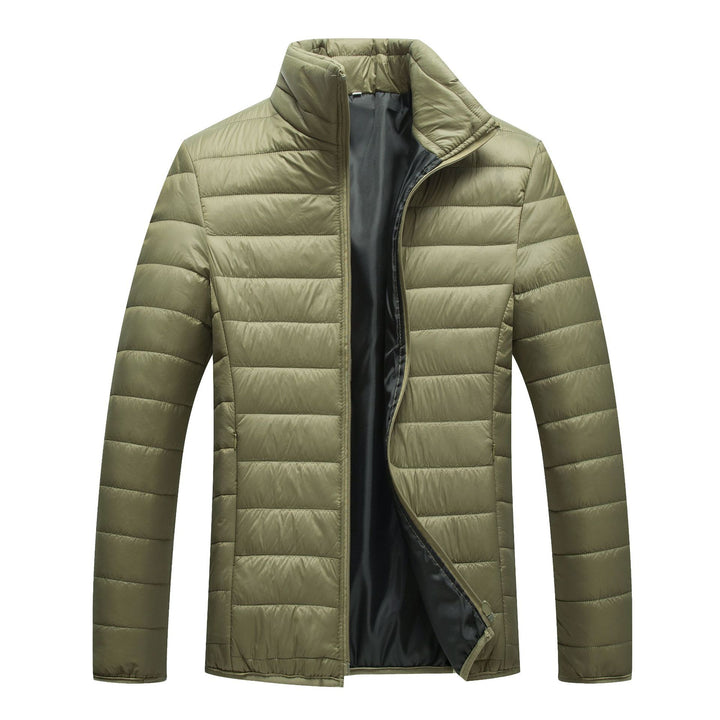 Herren Steppjacke mit hochgeschlossenem Kragen und wärmender Füllung Echoarchiv