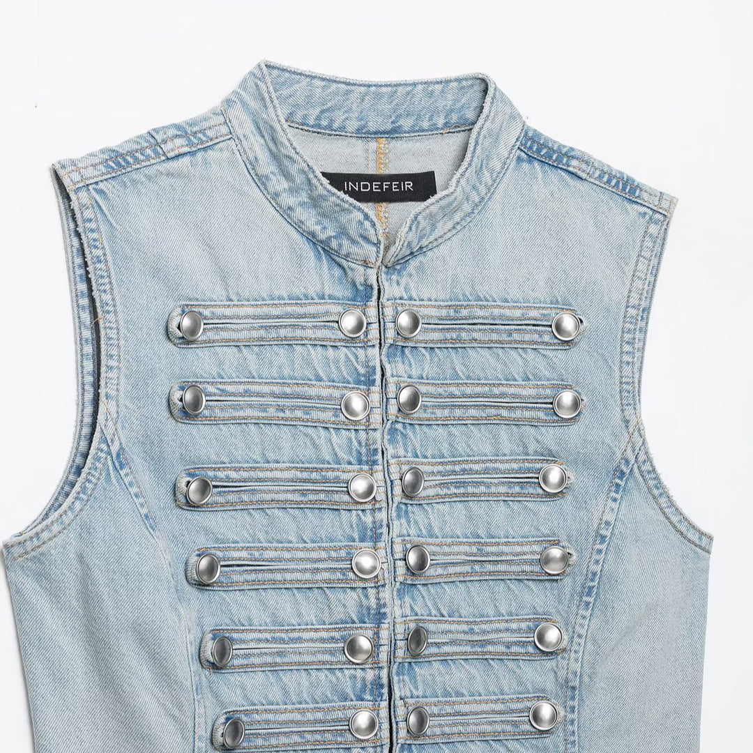 Damen Jeansweste im Military-Look mit Stehkragen und dekorativer Druckknopfleiste Echoarchiv