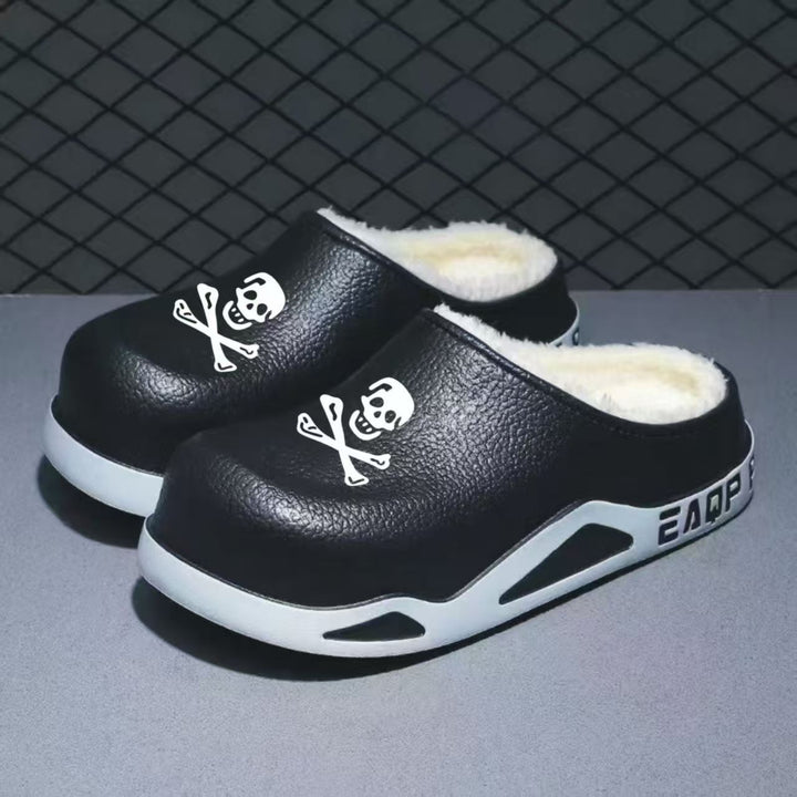 Herren Gefütterte PU-Clogs mit Totenkopfprint und profilierter EVA-Sohle Echoarhiv