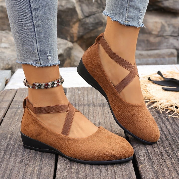 Damen Komfortable Mary-Jane-Ballerinas aus Velours mit verstellbarem Schnallenriemen und gepolstertem Fußbett – Lioré