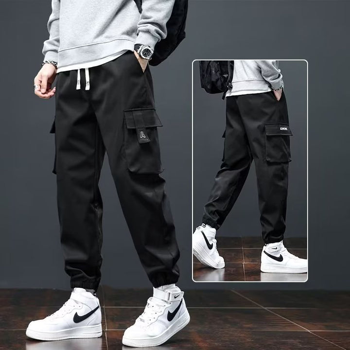 Herren Cargo-Jogginghose mit praktischen Seitentaschen – Bravaro