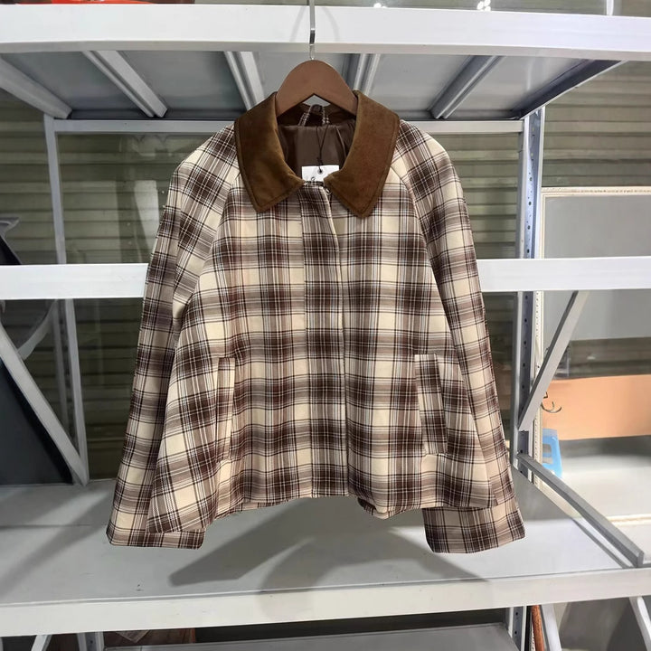 Damen nan karierte Übergangsjacke mit kontrastierendem Samtkragen, verdeckter Frontleiste und Eingrifftaschen Echo Archiv