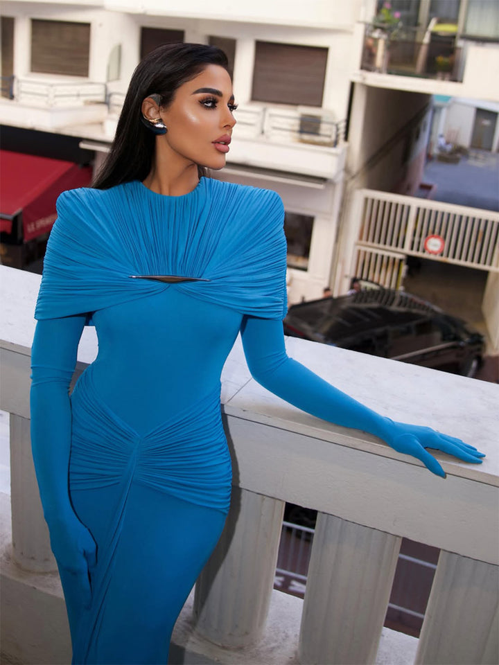 Damen Elegantes figurbetontes Abendkleid mit plissiertem Schalkragen und integrierten Armstulpen Echoarchiv