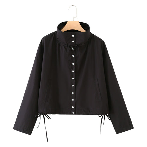 Damen Leichter Cropped-Blouson mit hohem Stehkragen, Tunnelzug und seitlichen Bindebändern Echo Archiv