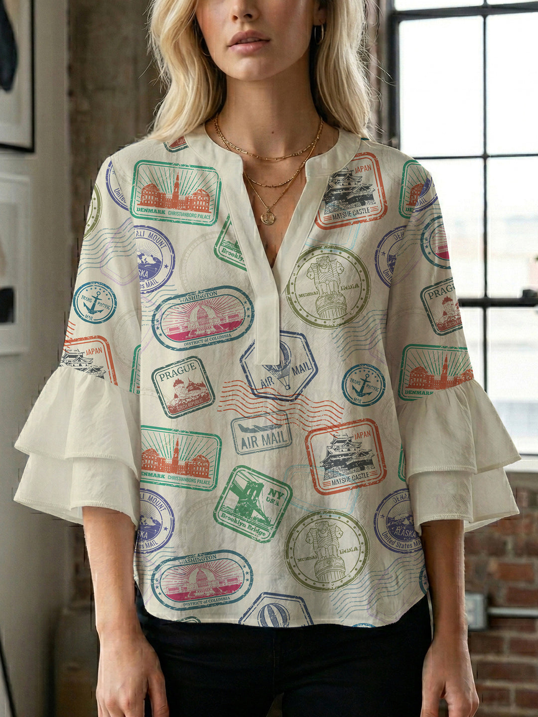 Damen modisches Oberteil mit Rüschendetails und kreativem Muster Echo Archiv