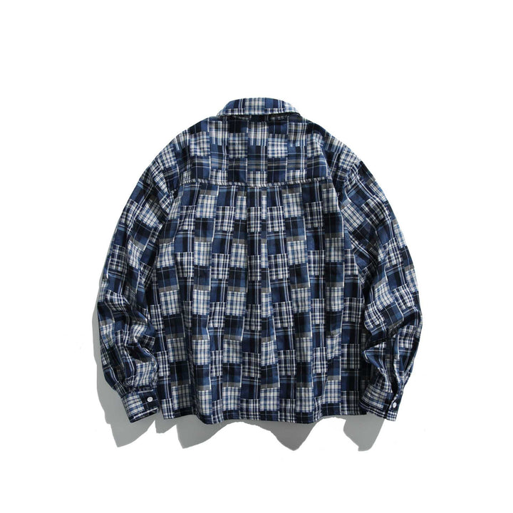 Unisex Patchwork-Karo-Hemdjacke im Oversize-Boxy-Schnitt mit Brusttasche und Kentkragen Echoarchiv