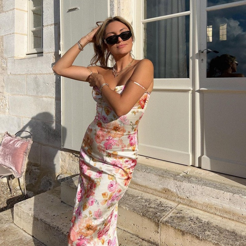Damen Blütenmaxikleid mit verstellbaren Trägern und figurbetontem Schnitt Echo Archiv