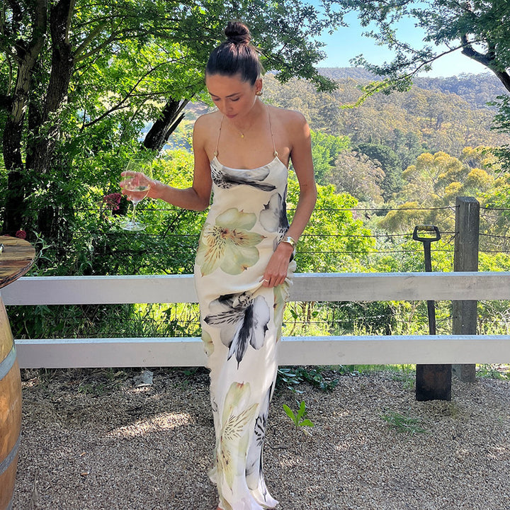 Damen elegantes Maxikleid mit floralem Muster und verstellbaren Spaghetti-Trägern Echo Archiv