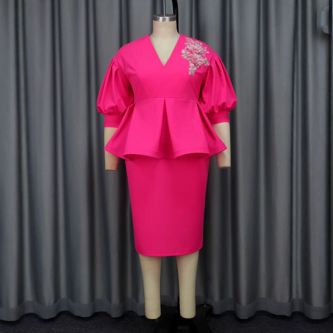 Damen elegantes A-Linien Kleid mit modischen Puffärmeln und floralem Akzent Echo Archiv