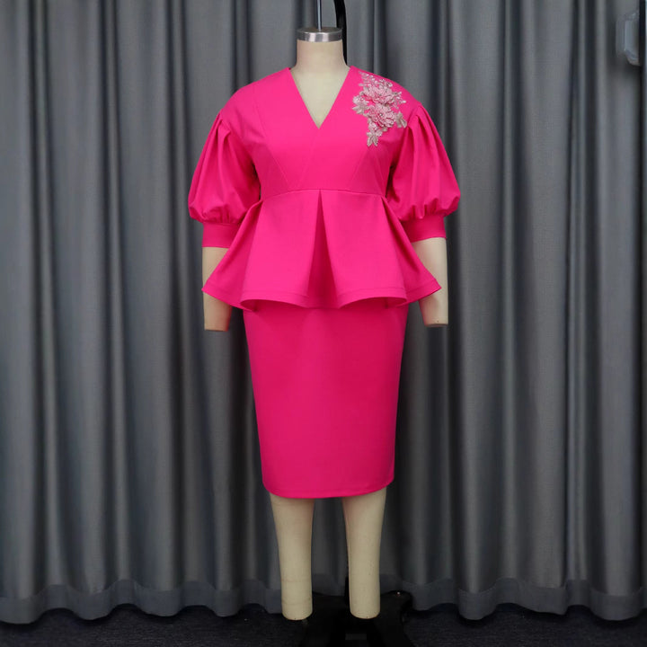 Damen elegantes A-Linien Kleid mit modischen Puffärmeln und floralem Akzent Echo Archiv