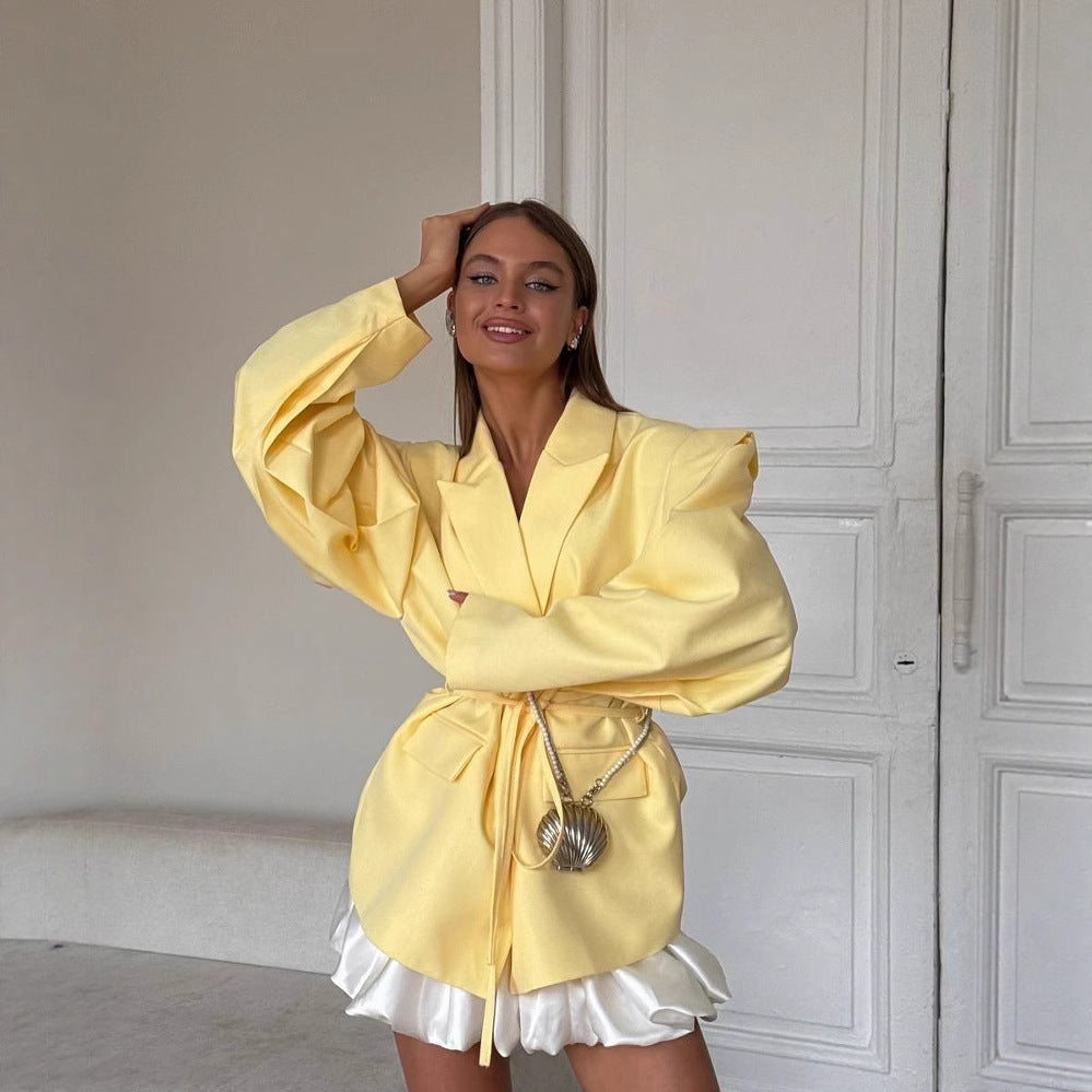 Damen Oversized Blazerjacke mit Taillengürtel und Ballonärmeln Echoarchiv