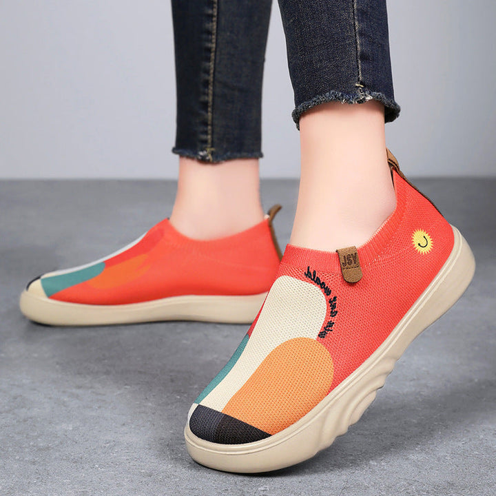 Damen Leichte und elastische Slip-On Sneaker mit kreativen Details Echo Archiv