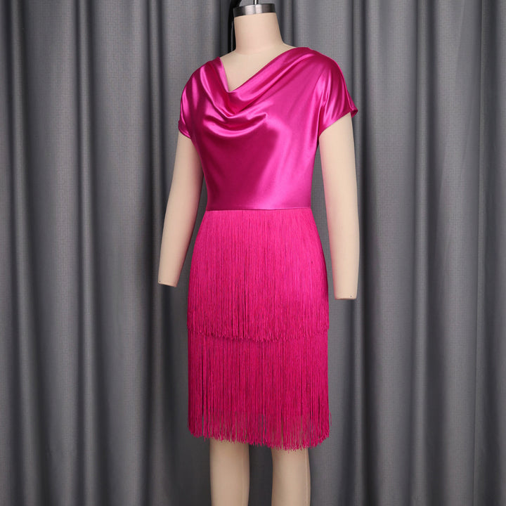 Damen schimmerndes Fransen Kleid mit eleganter Drapierung Echo Archiv