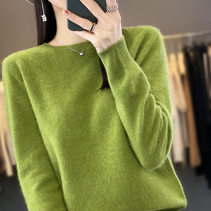 Damen Luxuriöser Feinstrick-Rundhalspullover mit softem Fluffy‑Finish und schmaler Bündchenform Echoarchiv
