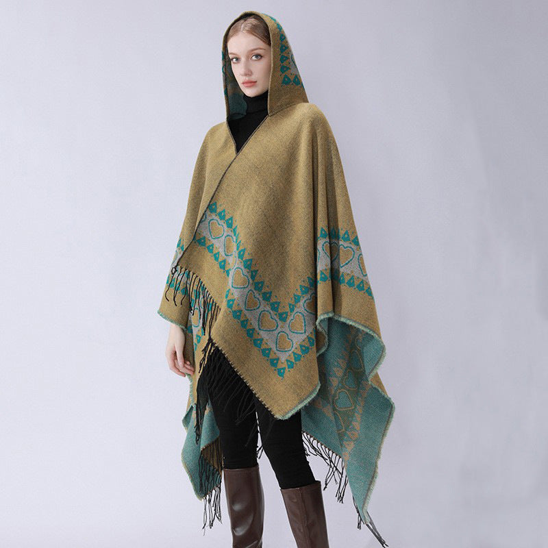 Damen Kapuzen-Capeponcho aus Wollmix mit Herz-Jacquard und Fransensaum – Célinea