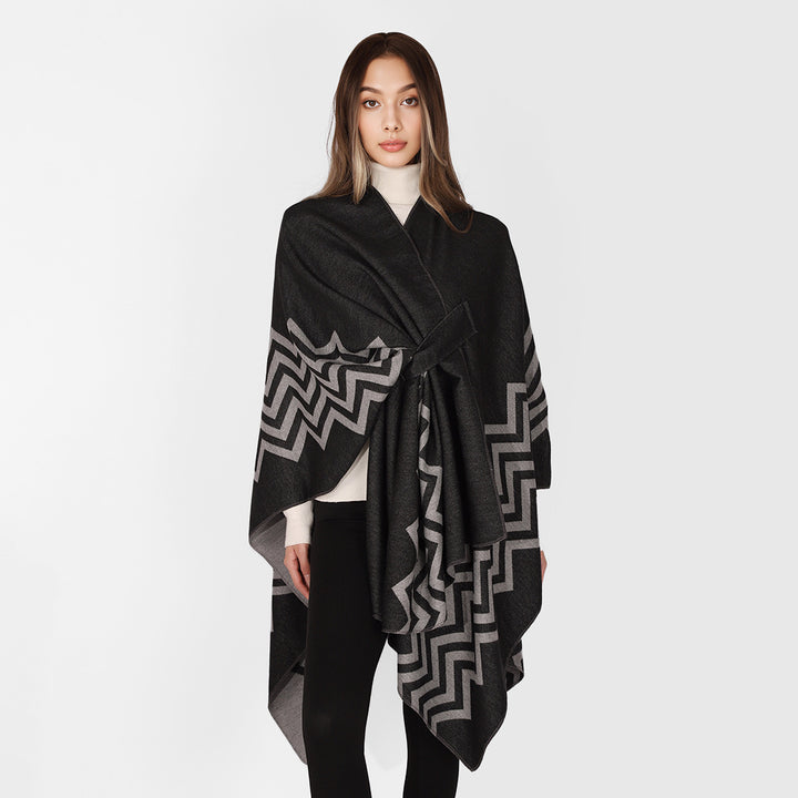 Damen Oversize Rechteck-Cape mit Jacquard-Zickzackmuster und Bindegürtel – Avérine