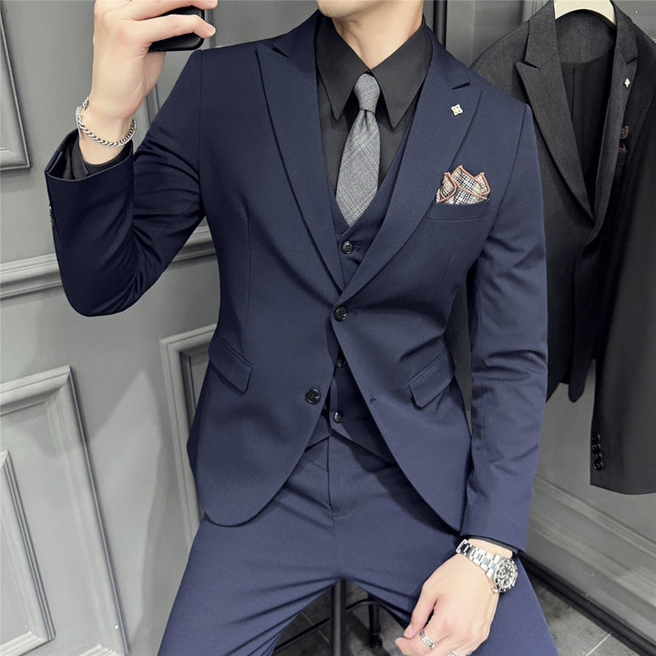 Herren Slim-Fit Businessanzug mit Weste, schmalem Revers und feiner Struktur Echo Archiv