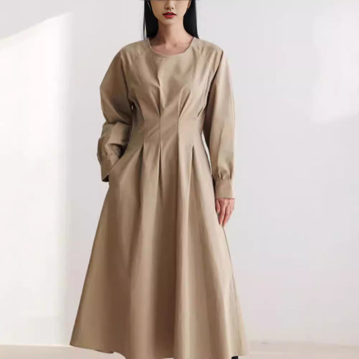 Damen Maxikleid mit Taillenabnähern, Rundhalsausschnitt und voluminösen Manschetten Echoarchiv