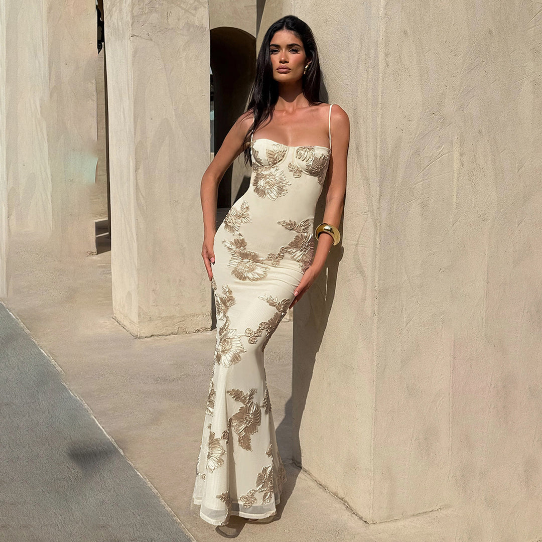 Damen Elegantes Bodenkonturierendes Maxikleid mit Spaghettiträgern und floralem Design Echo Archiv