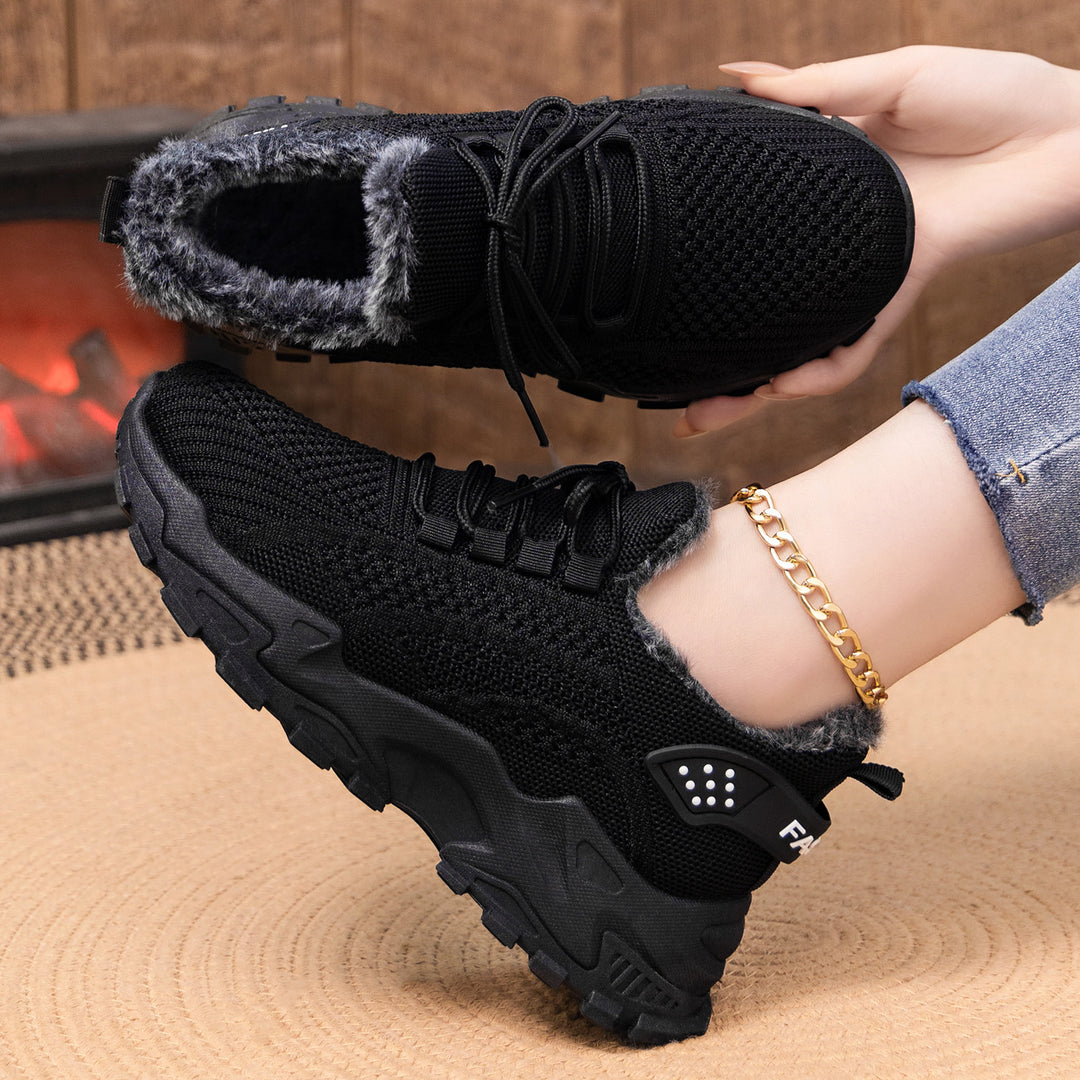 Damen nan gestrickter Winter-Chunky-Sneaker mit kuscheligem Kunstfellfutter und profilierter Dämpfsohle Echo Archiv