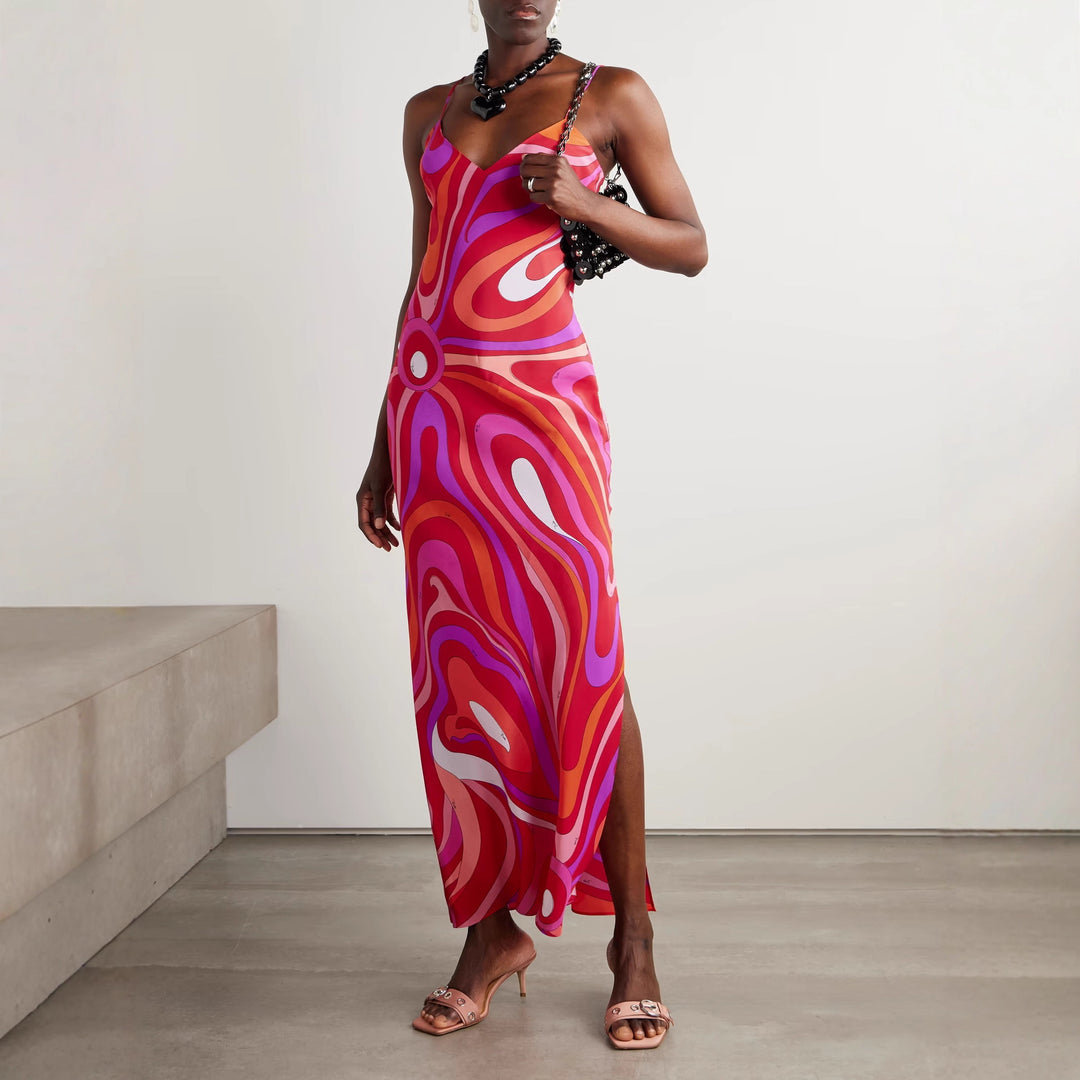 Damen nan elegantes Slip-Maxikleid mit V-Ausschnitt, filigranen Spaghettiträgern und retro-grafischem Allover-Print Echo Archiv